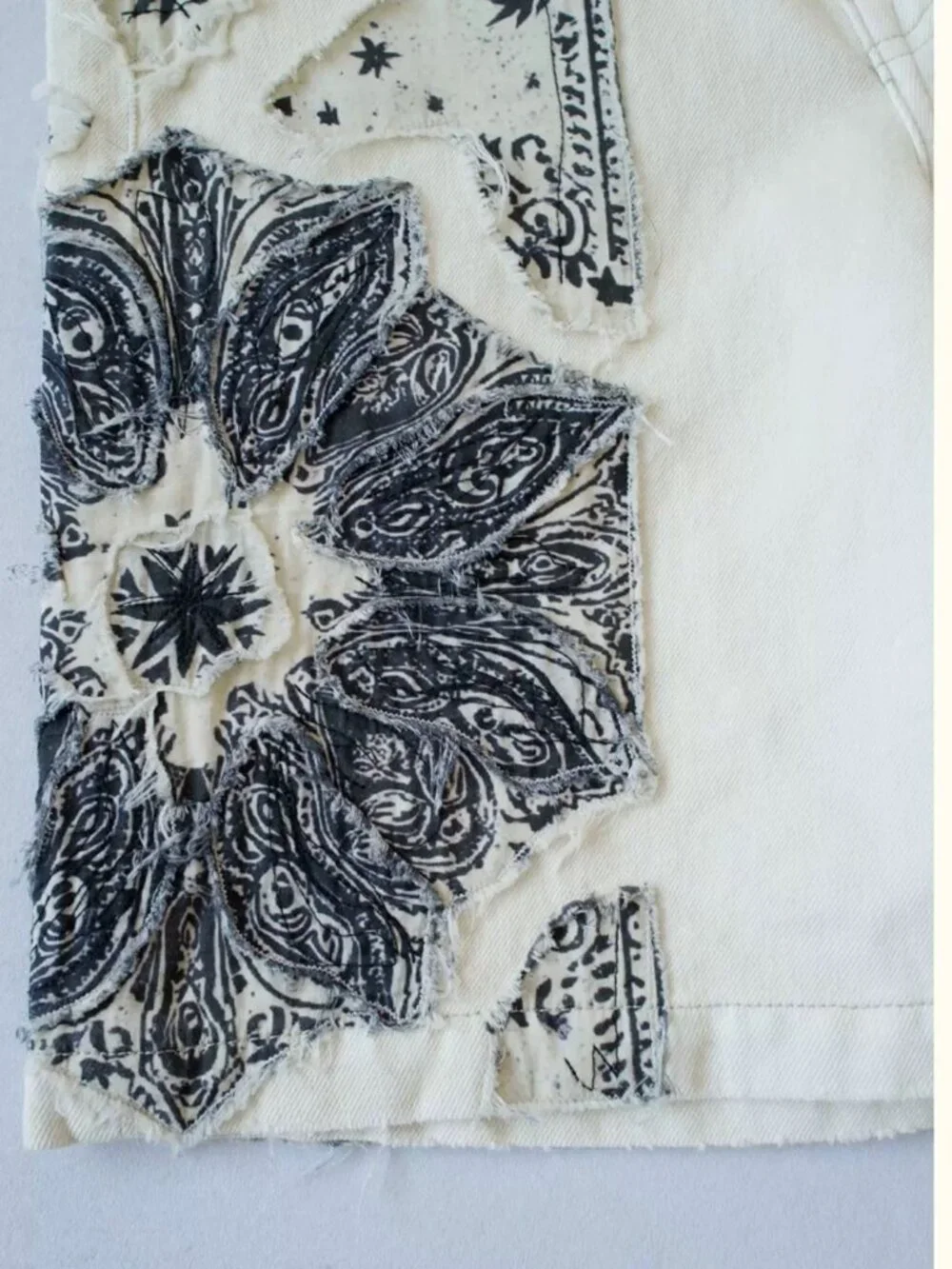 NWT R13 Relaxed Bermuda Short - Ecru Bandana Applique